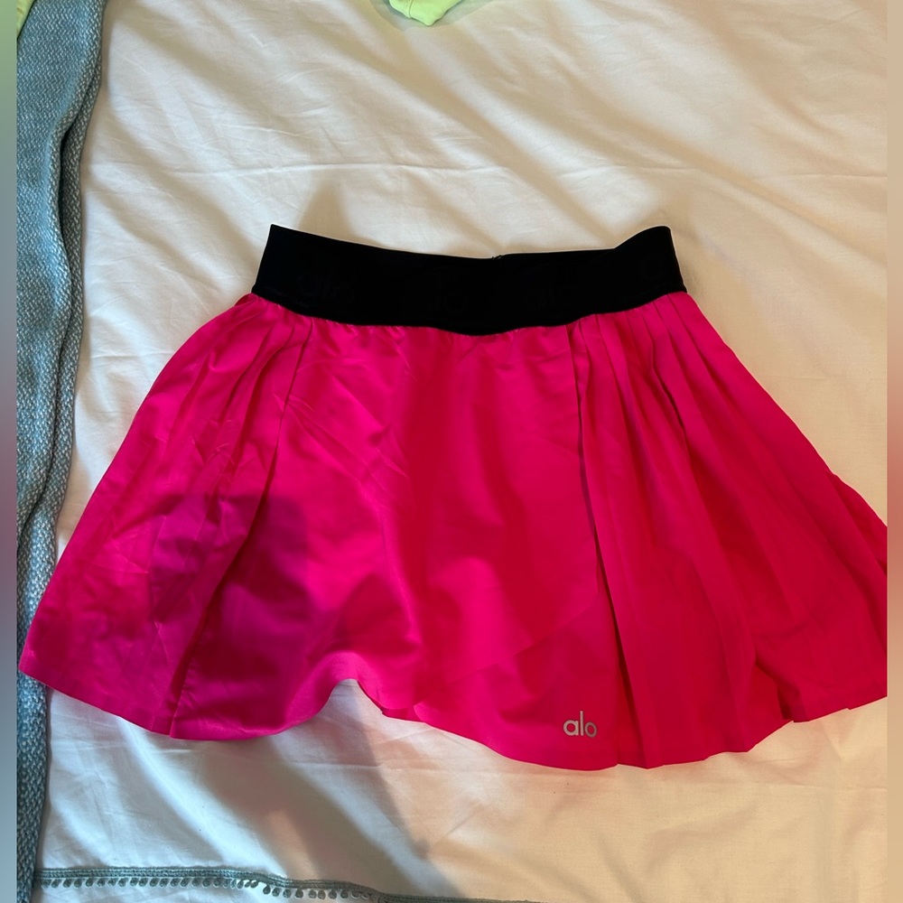 Hot pink Alo aces tennis skirt size small